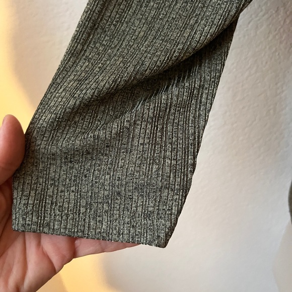 Michael Kors top size M - Picture 4 of 7